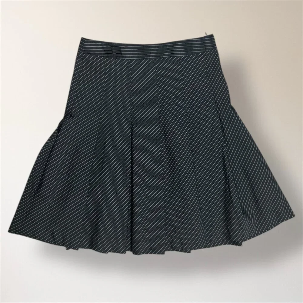 Theory Women's 4 Black Tan Pinstripe Pleated A-Line Skirt Office Career Academia - Picture 6 of 9